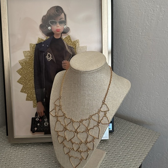 🛍️Final Price Drop🛍️ Multi Layer Heart Statement Necklace - Picture 1 of 6